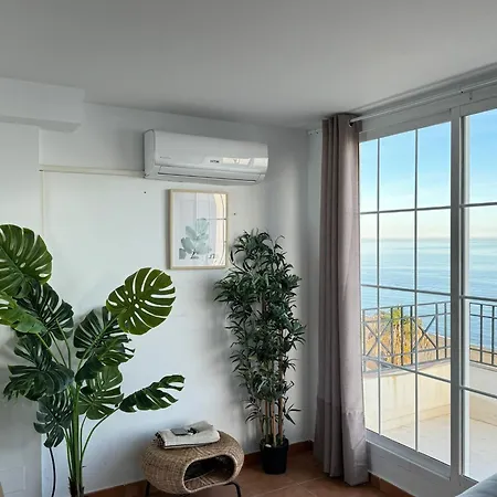 Sealine Penthouse Apartment Estepona