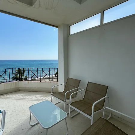 Sealine Penthouse Apartment